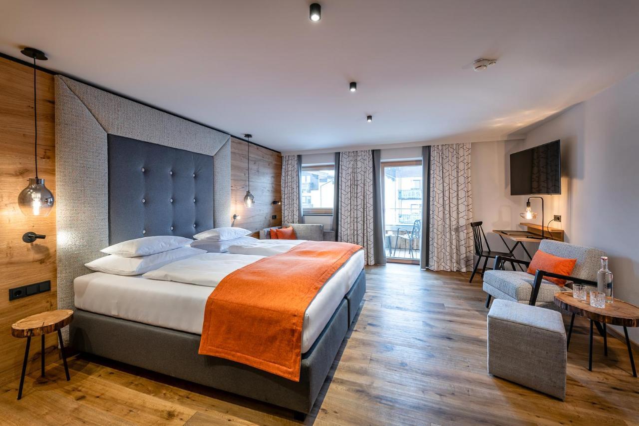 Hotel Das Zwoelferhaus Saalbach-Hinterglemm Extérieur photo
