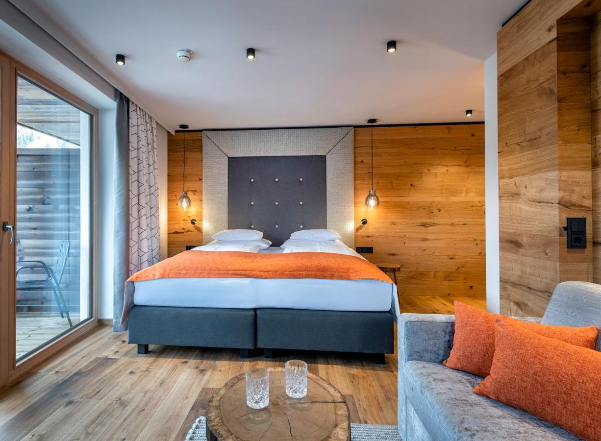 Hotel Das Zwoelferhaus Saalbach-Hinterglemm Extérieur photo