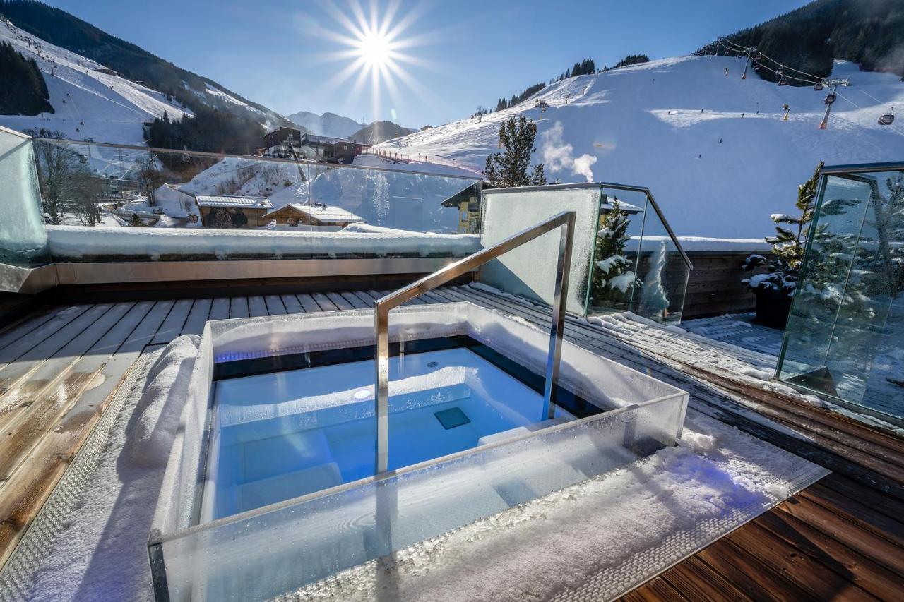 Hotel Das Zwoelferhaus Saalbach-Hinterglemm Extérieur photo